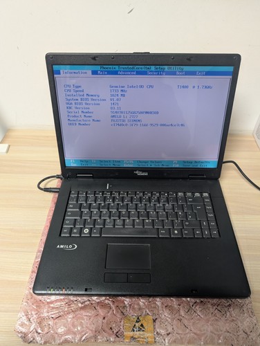 Fujitsu amilo 2727 - 2727, intel