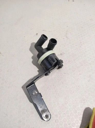 Touran 1t3 auxiliary water - vw,