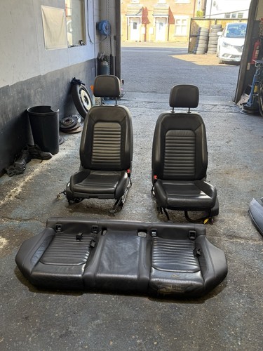 Passat 2013 black seats - 2013-15,