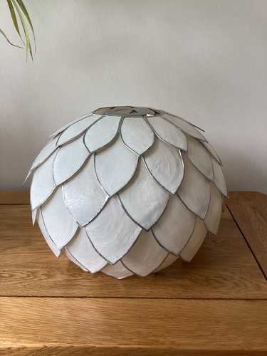 White silver capiz shell - white,
