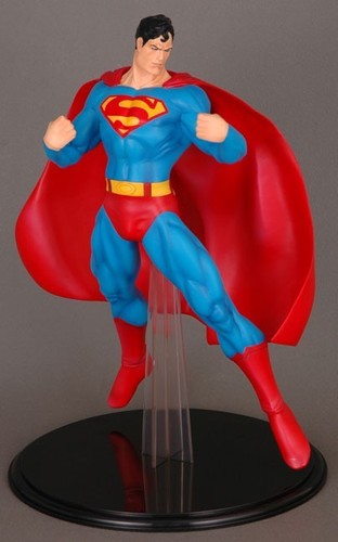 Direct kotobukiya superman - dc,