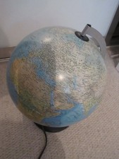 25cm (10") diameter illuminated globe in excellent working condition