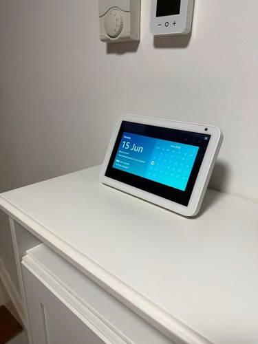 Amazon echo show 1st - show,