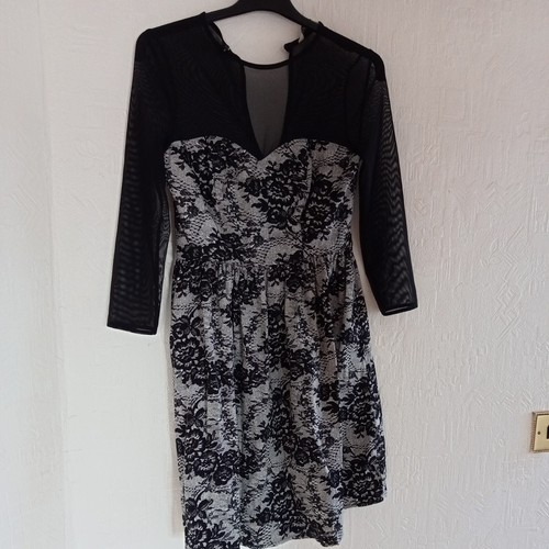 Kelly brook dress size - brook, 8
