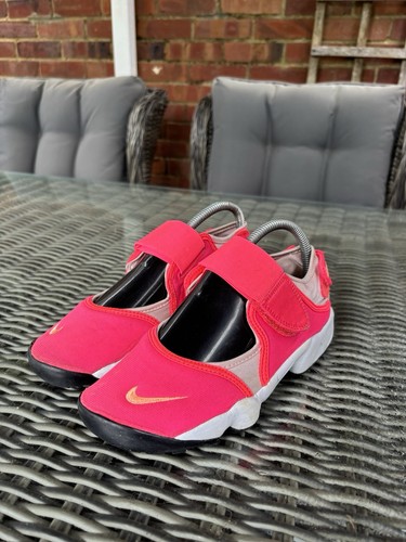 Pink nike air rifts size - pink,