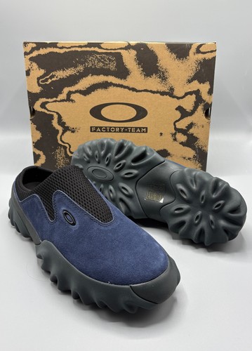 Oakley factory team - factory, chop