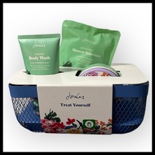 Joules 'Treat Yourself'