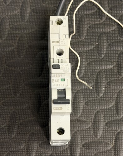 Mem eaton rcbo b40 amp - b40,