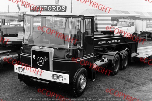 Truck photo pickfords - truck,