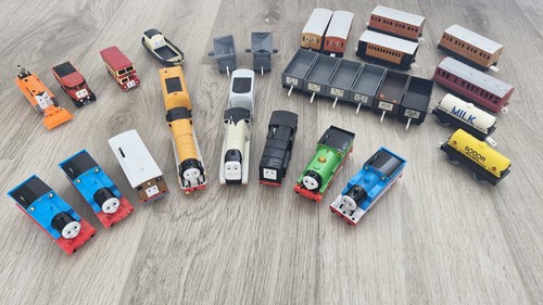 Tomy thomas plarail train - thomas,