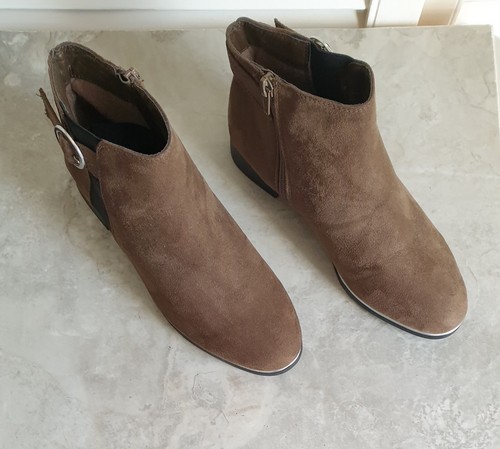 Primark greenish brown size 4 - greenish,
