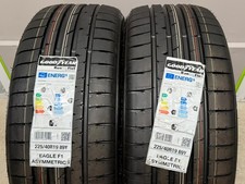 2 x NEW 225 40 19 89Y Goodyear