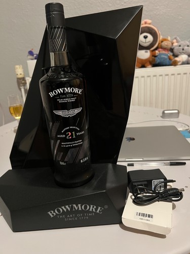 Bowmore acrylic display - acrylic,