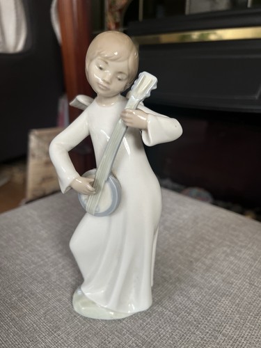 Lladro nao angel playing - nao,