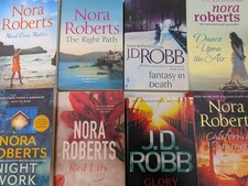 Nora Roberts-JD Robb- Build