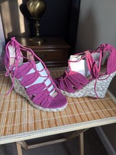 Women's Strappy Fuschia