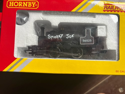 Hornby r3064 smokey - smokey, joe