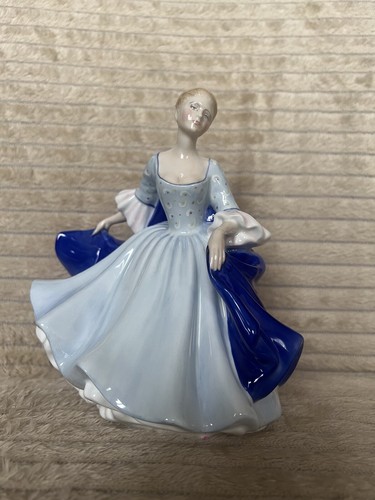1980 royal doulton dulcie - royal,