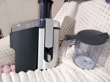 Philips Juicer and Measuring