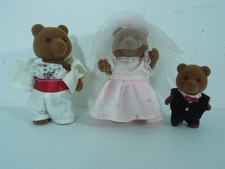 Sylvanian Families Brown Bear Bride & Groom 4" Tall + Peter Bear Page Boy VGC
