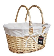 TRADITIONAL SHOPPING BASKETS