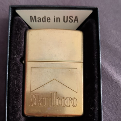 Zippo marlboro chevron lighter - chevron,