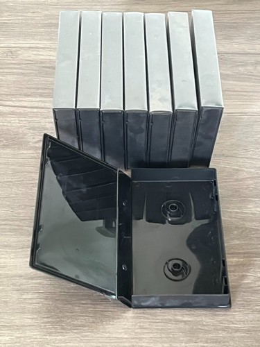 Lot black vhs - of,