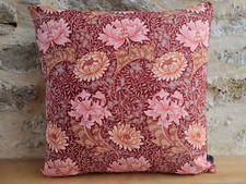 William Morris Chrysanthemum