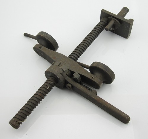 Spring removing tool - spring,
