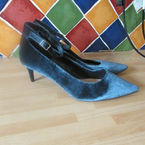 Marks spencer insolia - &,