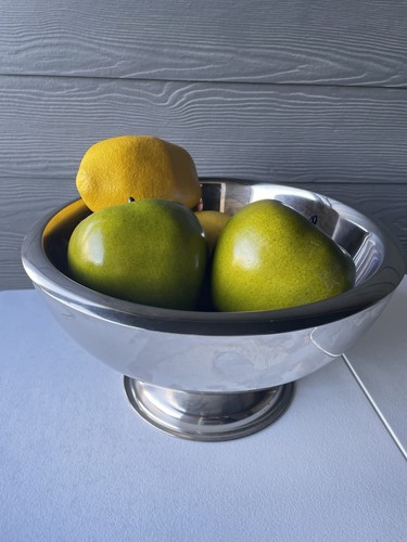 Hardly used apple - hardly, pear