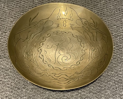 Vintage brass serving bowl - brass,