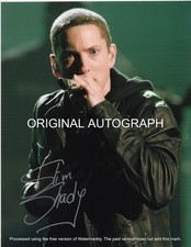 EMINEM - LEGENDARY RAPPER - HAND SIGNED AUTOGRAPHED PHOTO WITH COA