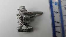 SQUAT Metal Rogue Trader
