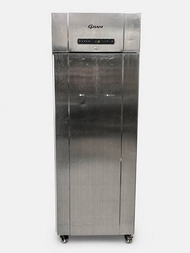 Gram commercial upright fridge - commercial,