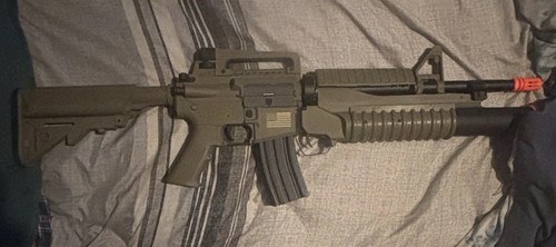 Colt airsoft electric - m4,