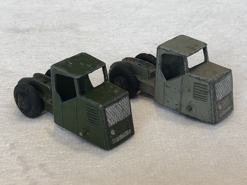 Gauge metal trucks - oo, trucks.