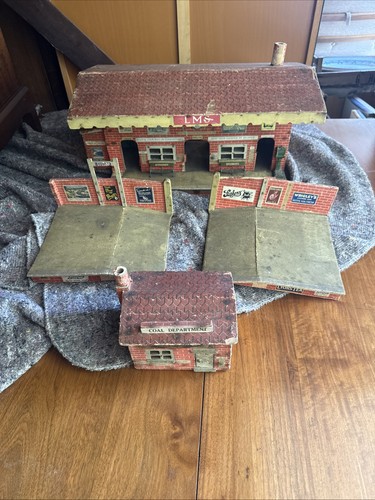 Bassett lowke gauge station - o,