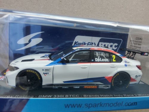 Spark bmw 330i - 1/43,