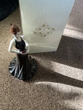 Coalport "Stunning In Black"