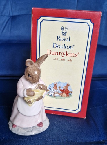 Royal doulton bunnykins - royal, mother