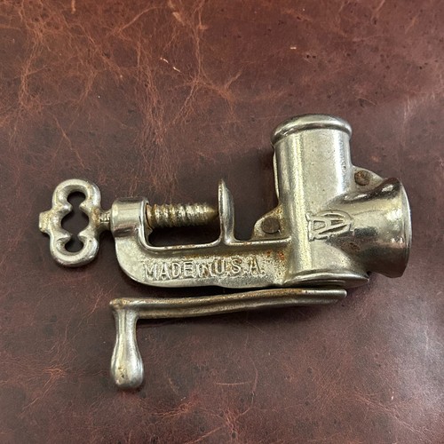 Vintage usa mini metal meat - usa,