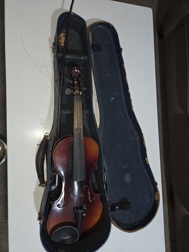 Violin marked antonius - ,