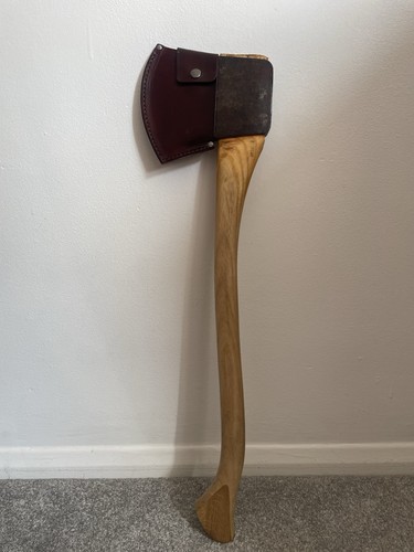 Brades cockatoo tasmanian axe - tasmanian,
