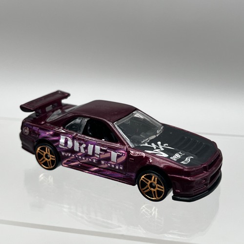Hot wheels nissan - hot,