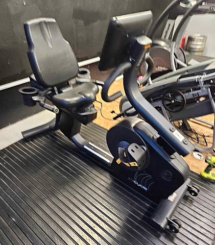 Professional pulse fitness - pulse,