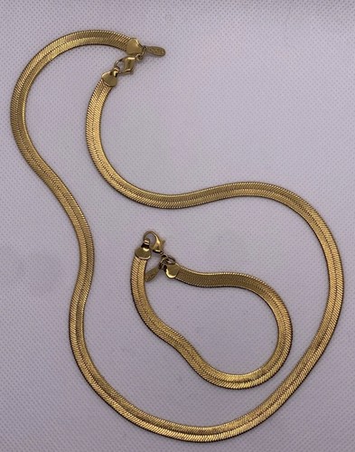 Napier vtg gold tone - gold,