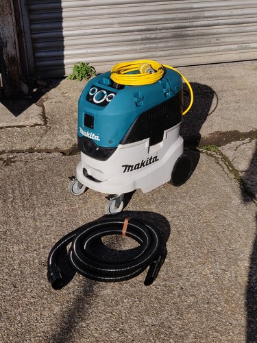 Makita vc4210 110v wet dry - 110v,