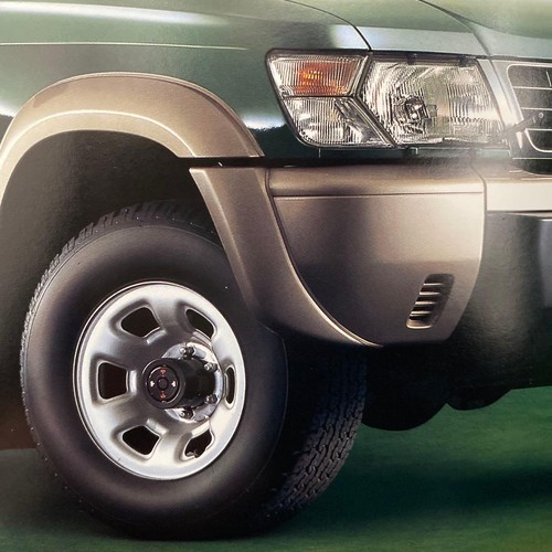 Magazine and catalog - :, nissan