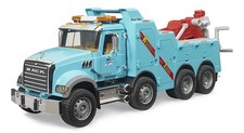 BRUDER - MACK Granite tow